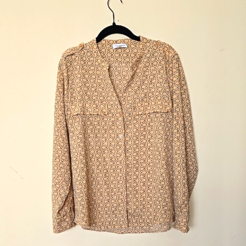 Calvin Klein Shirt Tan/Gray Logo Pattern Long  Sleeve Button Up Blouse Size M